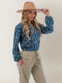 Aventura-Snowlace Full Button Bishop Sleeve Top