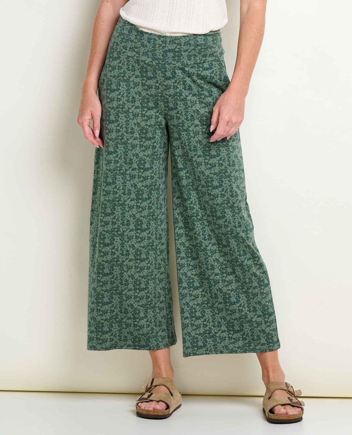Toad & Co. Chaka Wide Leg Crop Pant — Moss green, for everyday travel