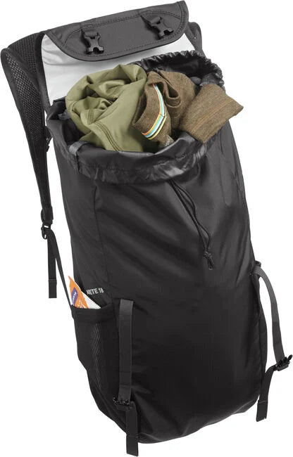 CamelBak - Arete™ 18 Hydration Pack 50 oz - Black/Reflective
